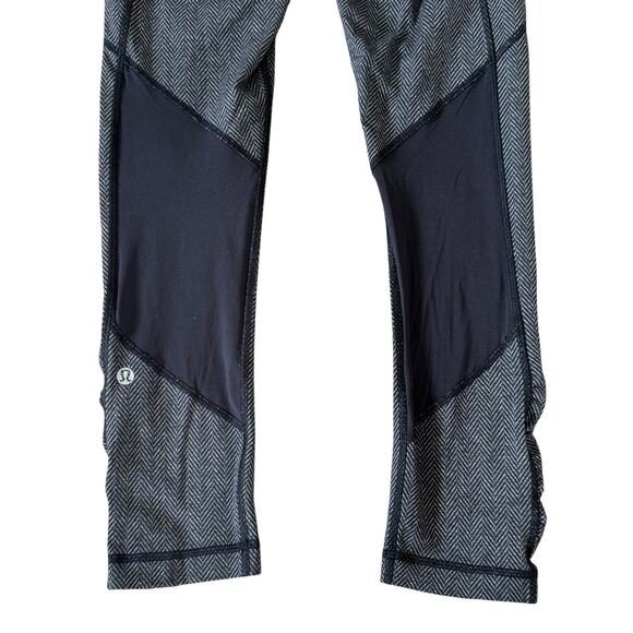 LULULEMON Herringbone Speed Cropped Leggings Ruched Ankles Mesh Panels Size 4 - Picture 7 of 10